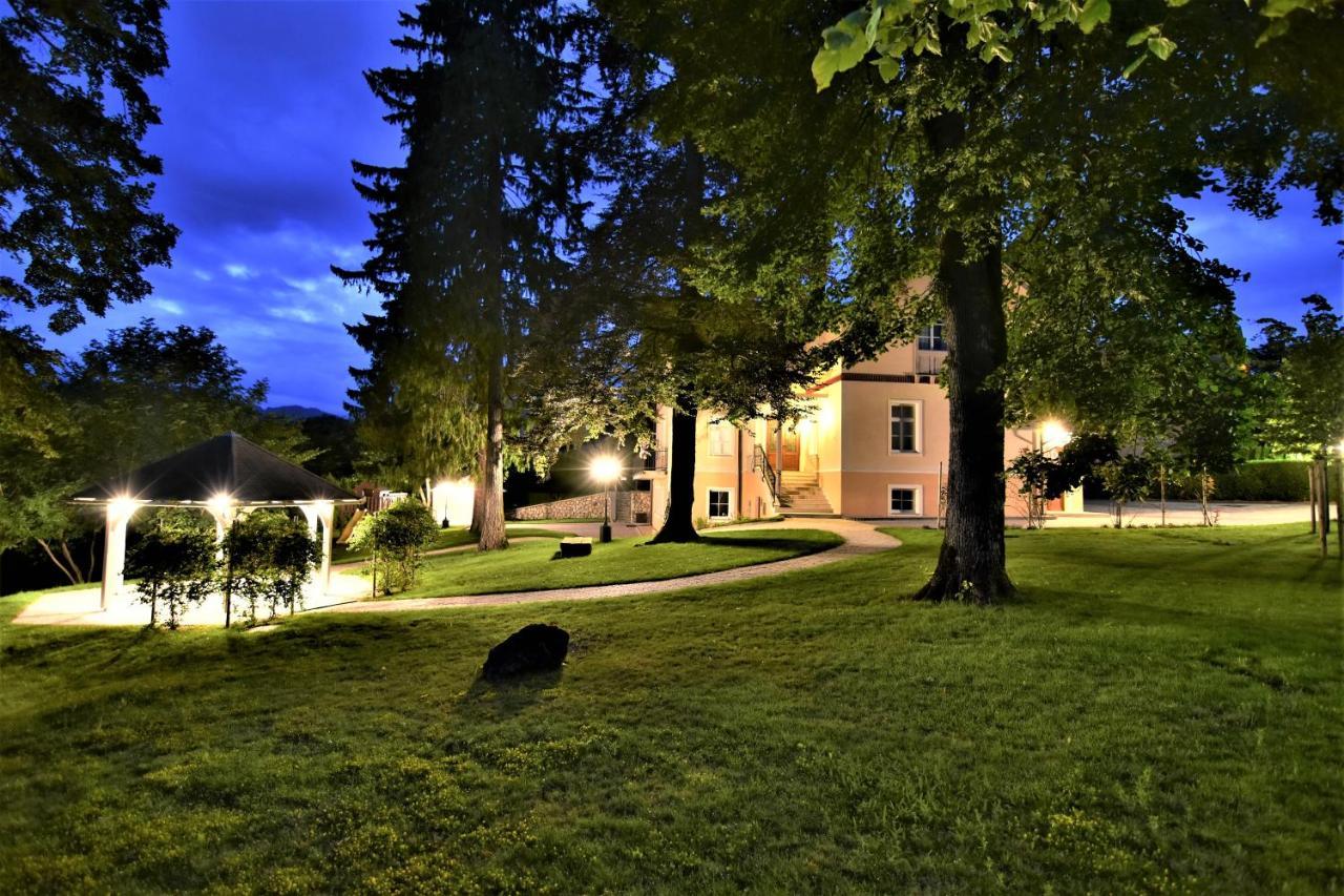 Vila Kljuce Apartments Блед Экстерьер фото