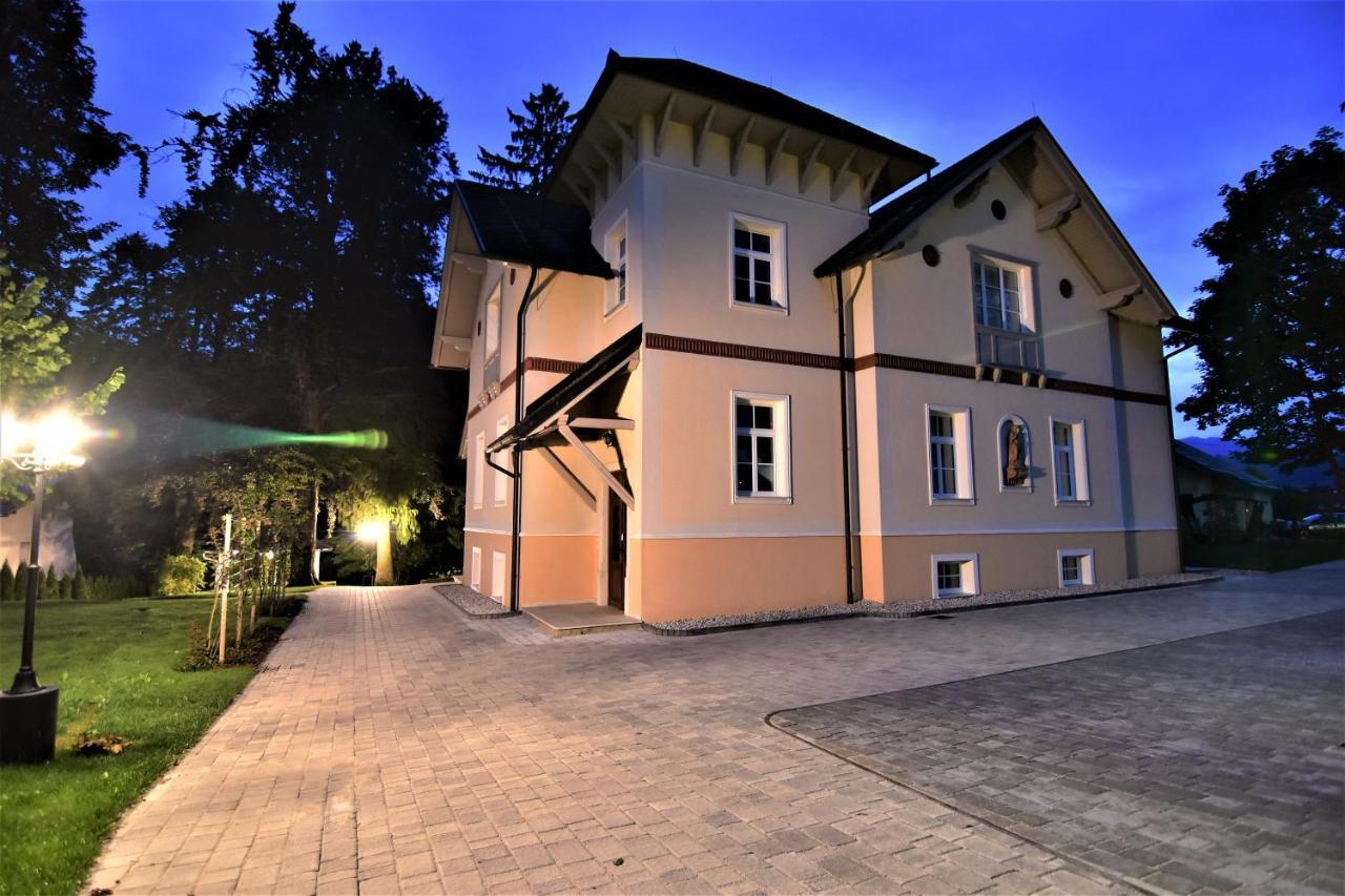 Vila Kljuce Apartments Блед Экстерьер фото